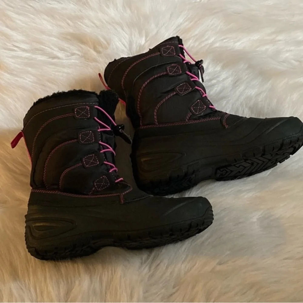 Glacier Boots Big‎ Girls Size 4 Black-Pink Slip On Water Resistant Warm